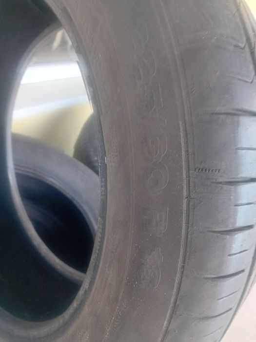 Opony 225/60/18 szt 4