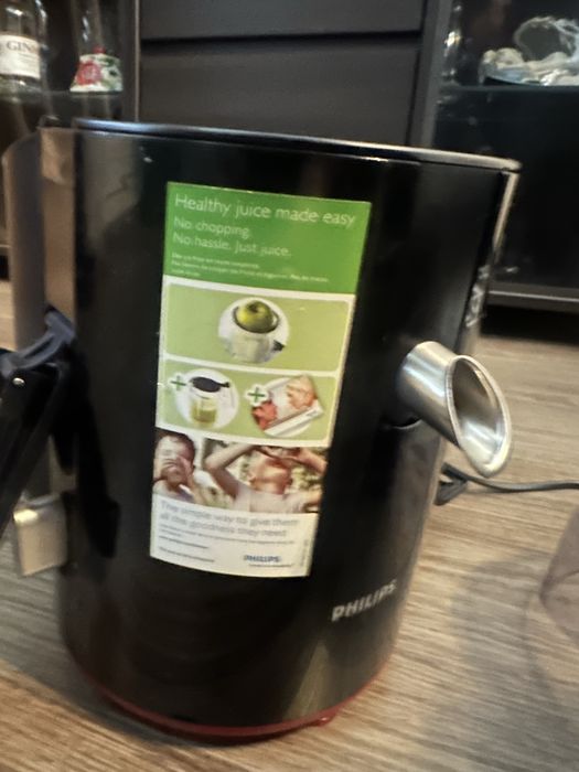 Соковижималка Philips HR 1858