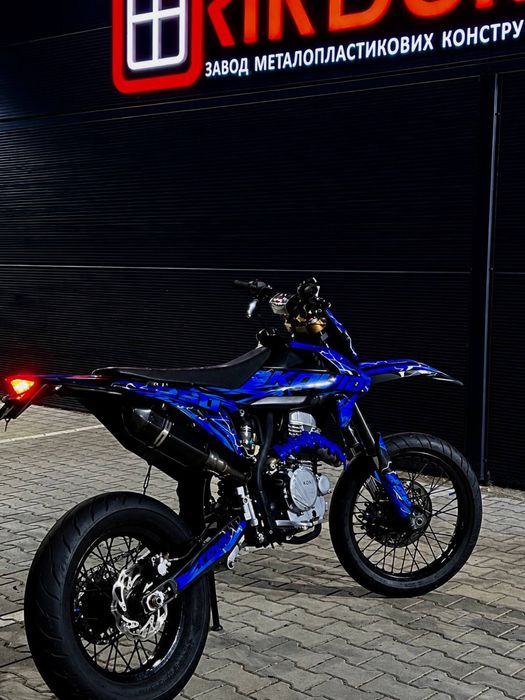 Продам кові Адванс 250