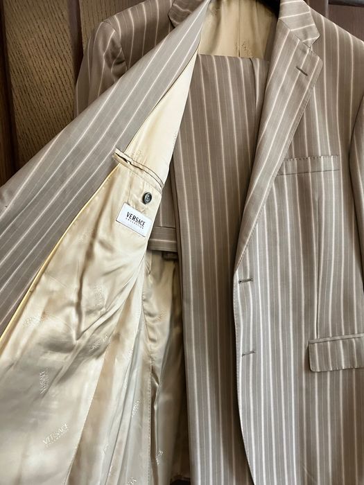 Костюм мужской классический Версаче