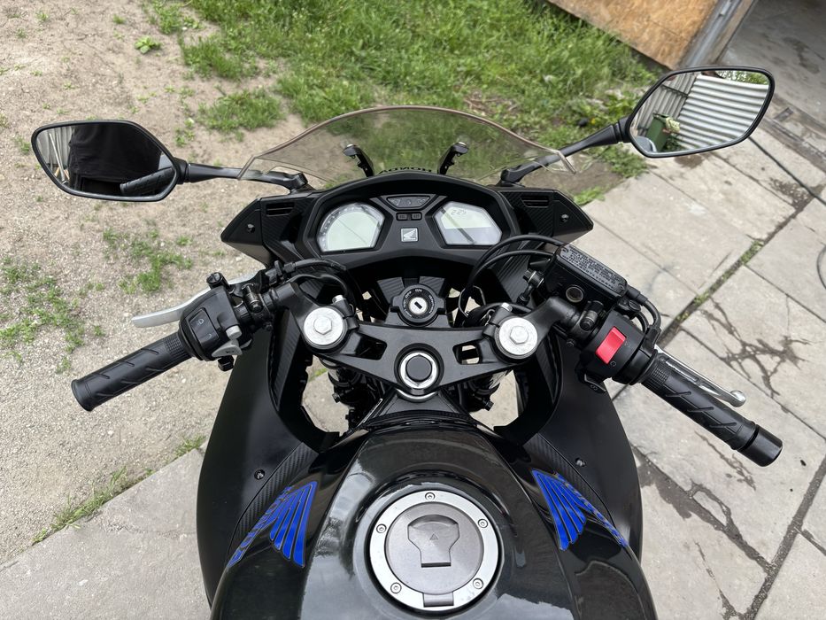 Honda Cbr 650F, 2016, отличнейшее состояние!