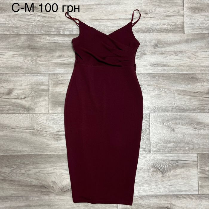 Спідниці плаття топи все по 50-100 грн