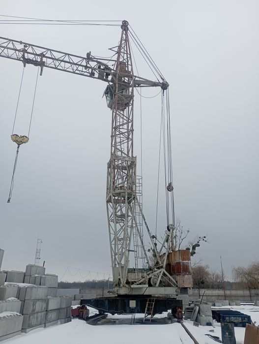 Баштовий кран КБ-408