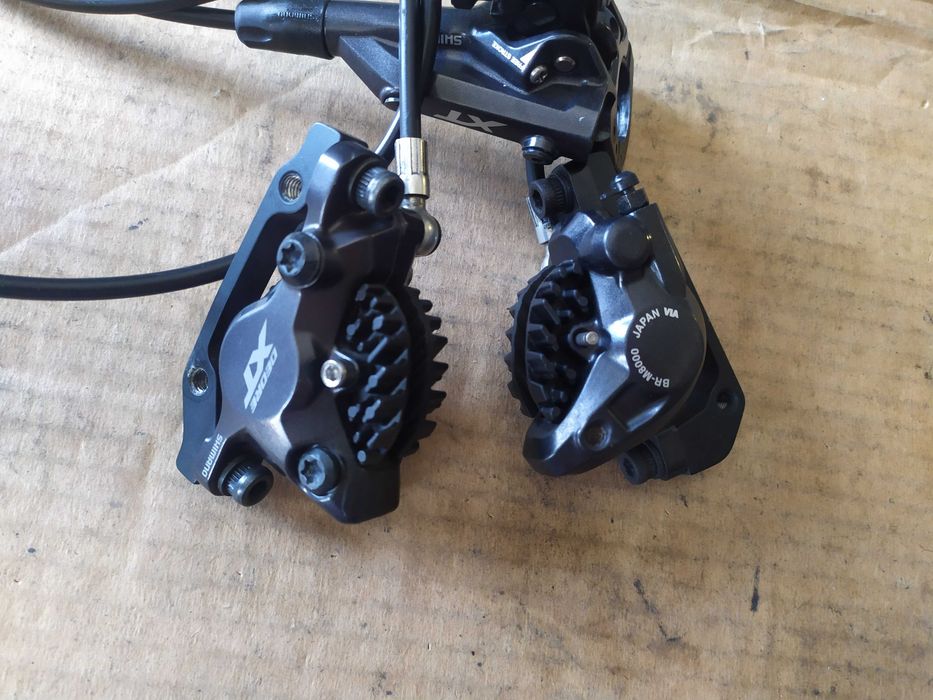 Shimanoe DEORE XT hamulce tarczowe Hydr. BL/BR-M8000  dł 84/148cm Polecam