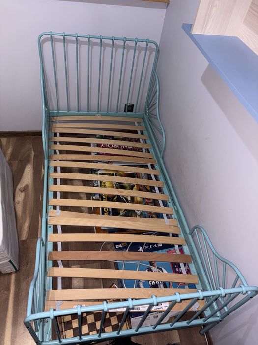 Łóżko ikea niebieskie