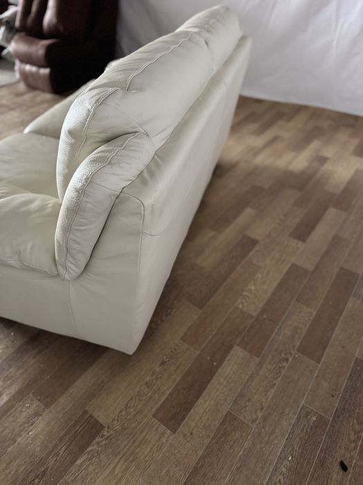 Диван та крісло шкіряні