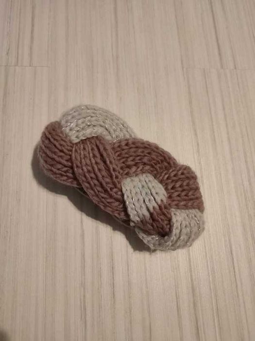 Opaska zimowa na głowę  pleciona jak warkocz Ciepła, miękka
