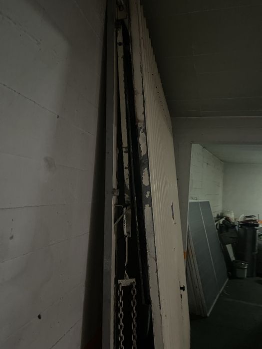 Vendo portao completo com mola