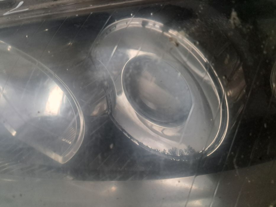 Фара Audi A4 B6 ліва 8e0941003aq xenon
