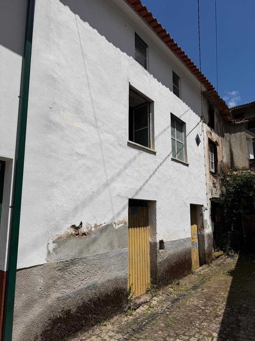 Moradia aldeia de Nogueira - 4km Arganil - Para recuperar