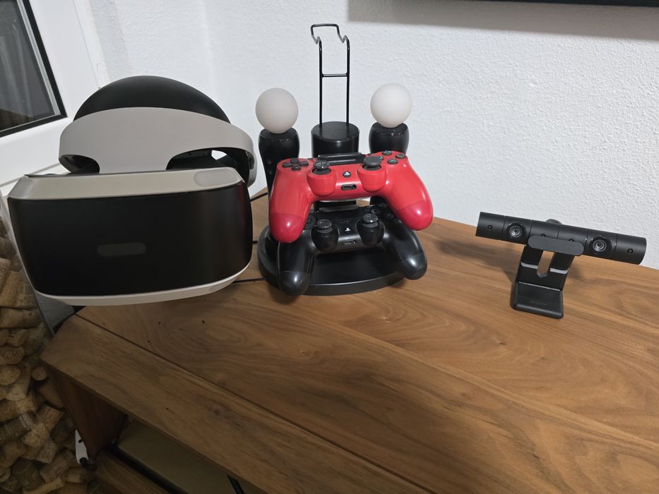 PlayStation VR Completo + 2 Moves + Suporte + Jogos (RE7 e Rush of Blo