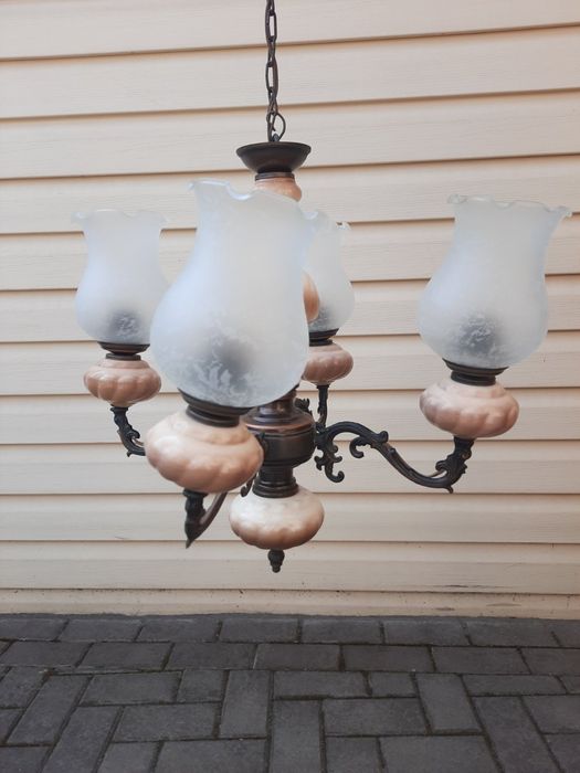 Люстра  4 лампы фарфоровая