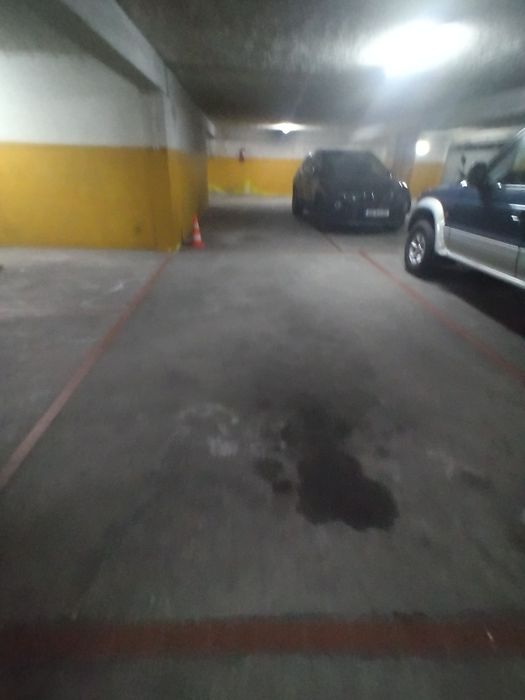 Alugar garagem em Pinto Bessa no Porto