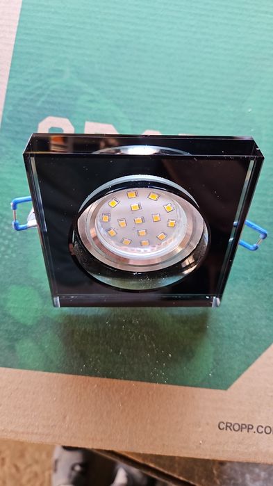 LED Oprawa wpuszczana halogenowa+ halogen led