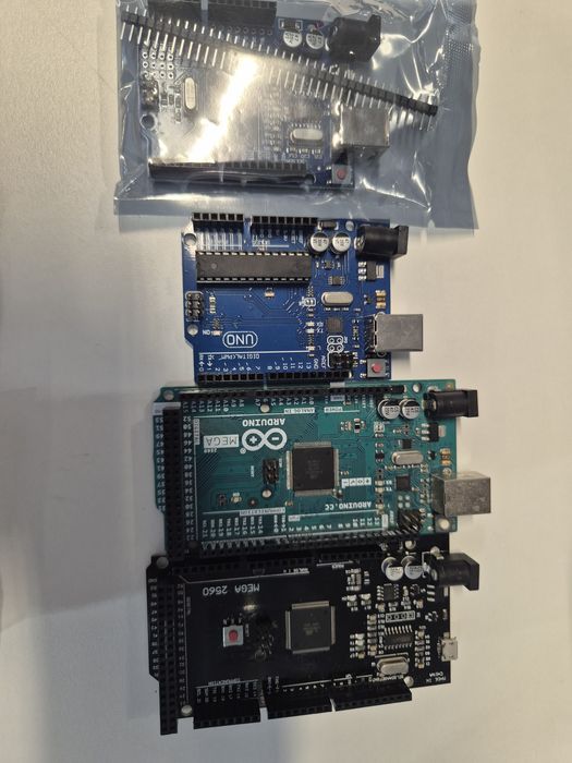 Vários arduinos à venda (BARATO) (Uno e mega)
