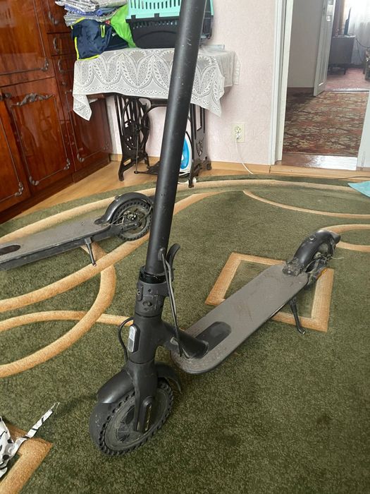 елекросамокат Xiaomi 1s