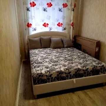 Здається 2х кімнатна квартира в центрі