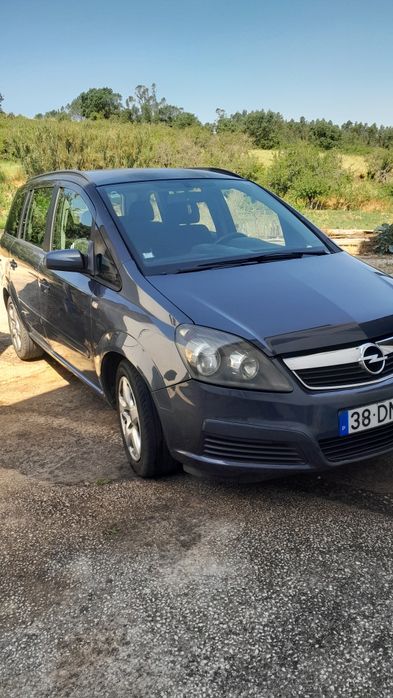 Opel zafira 7 lugares.