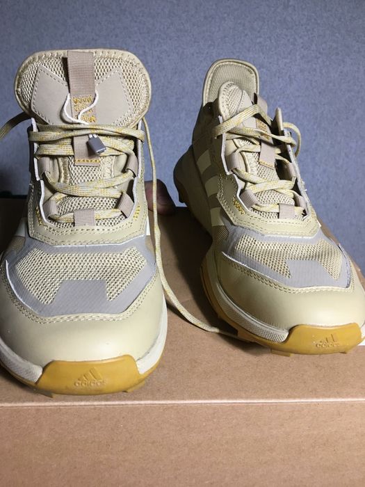 Кросівки кроссовки Adidas