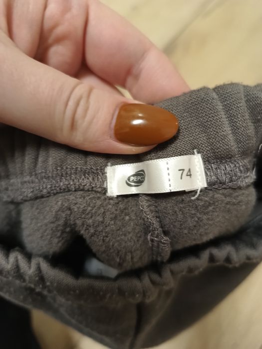 Szare ocieplane spodnie