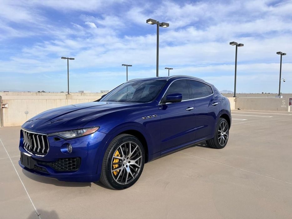 Maserati Levante Maserati Levante SQ4 2017