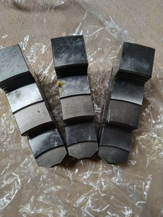 Szczęki uchwytu tokarskiego fi 250