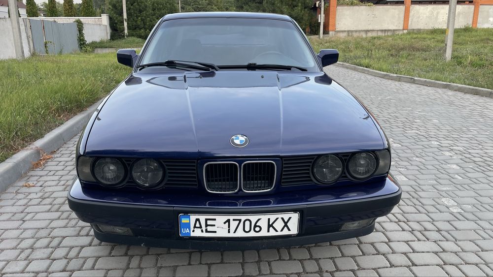 Продам БМВ Е34 525