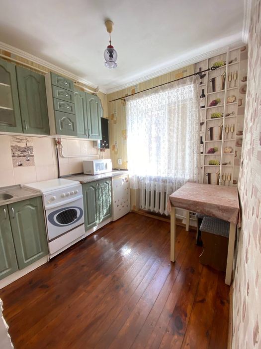 Продам 2-х комнатную квартиру на Гагарина
