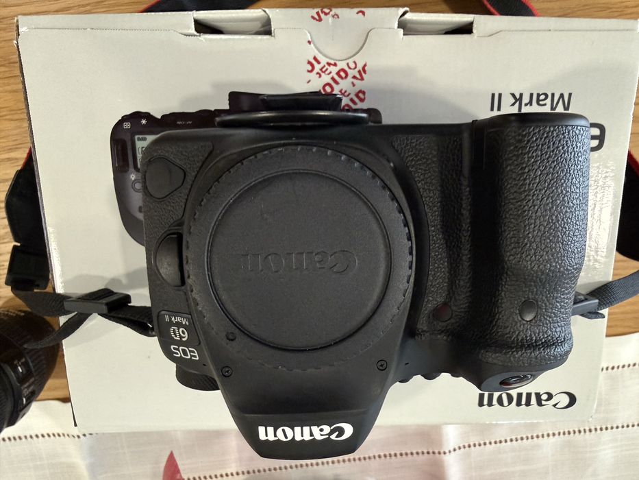 Canon 6d Mk2 + Canon 24-105 f4 IS - Conjunto como novo