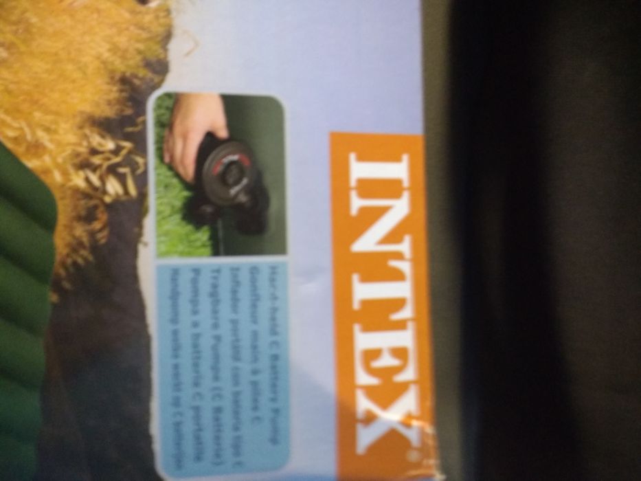 Велюровий полуторний надувний матрац  з електронасосом  фірми  INTEX