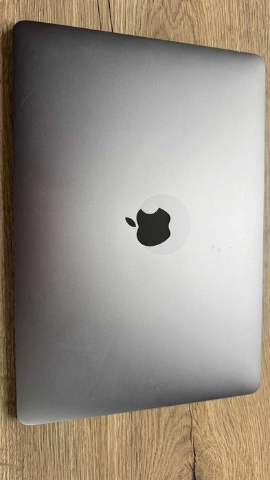 MacBook Pro 13" (2019) – 4 Thunderbolt – 256GB – Muito bom estado – 349€