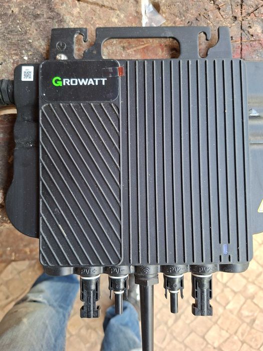 MICRO INVERSOR para dois paineis solaresWI-FI