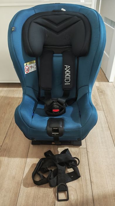 Fotelik RWF Axkid Minikid 9-25 kg, Plus Test, niebieski