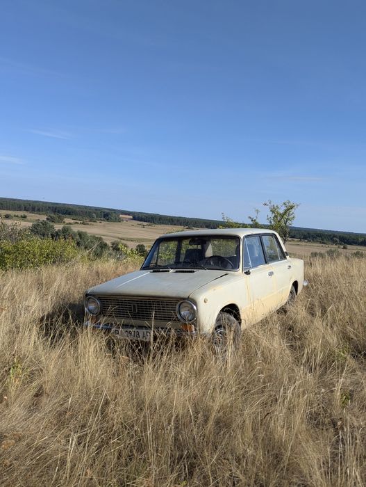 Продам авто ваз 21011 срочно