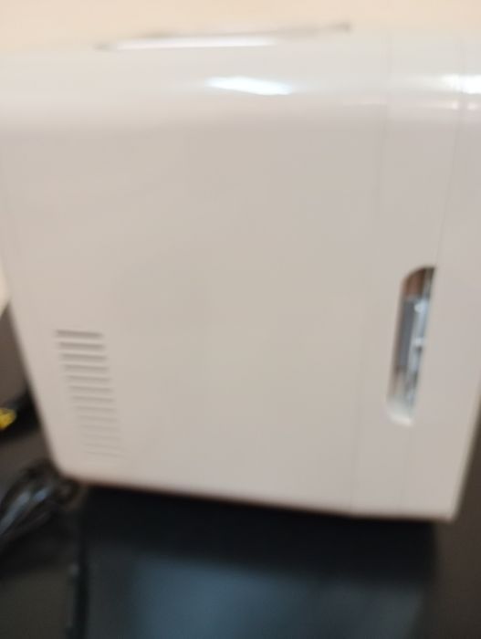 Mini lodówka turystyczna