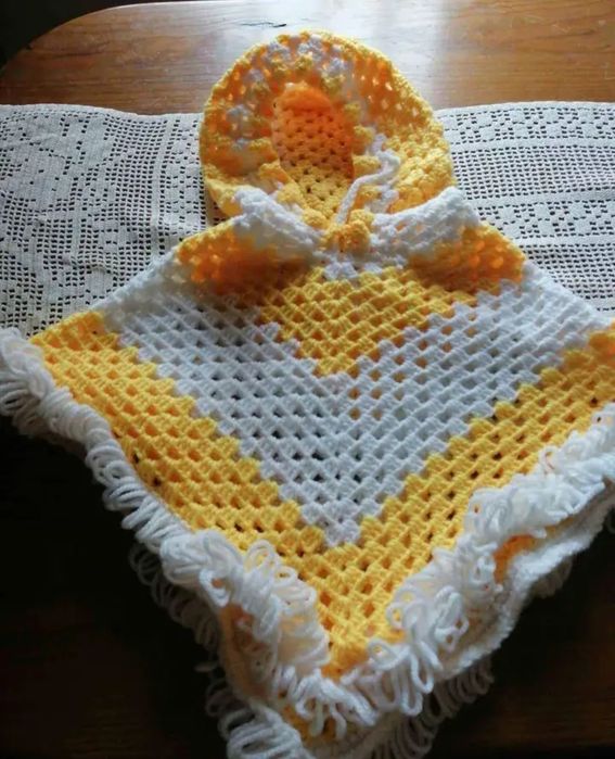 Ponchos xailes novos. Lenços