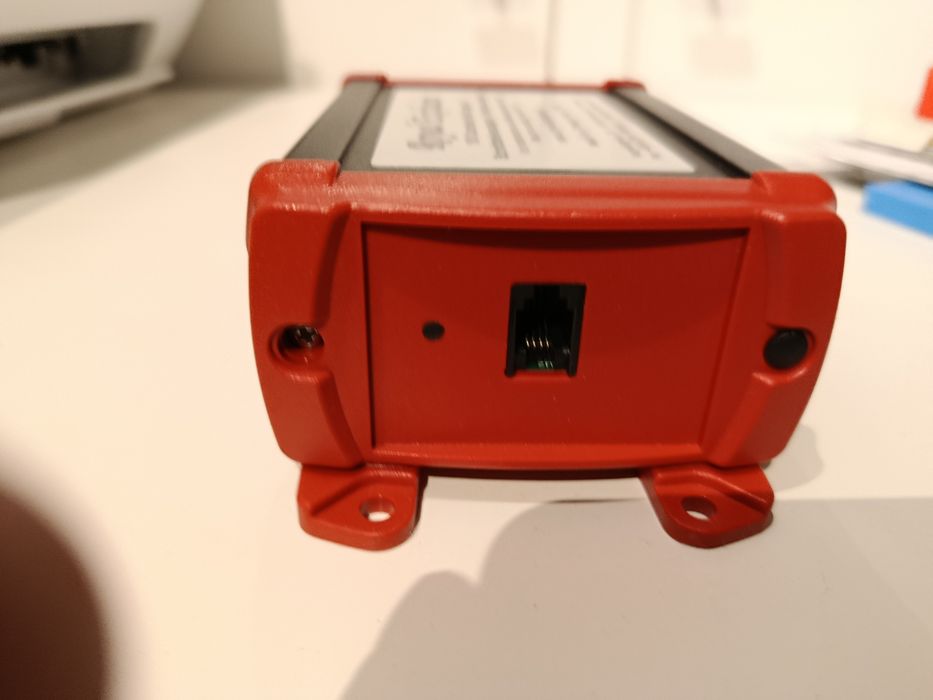 Royal Exclusiv Red Dragon 3. 
Umożliwia pod