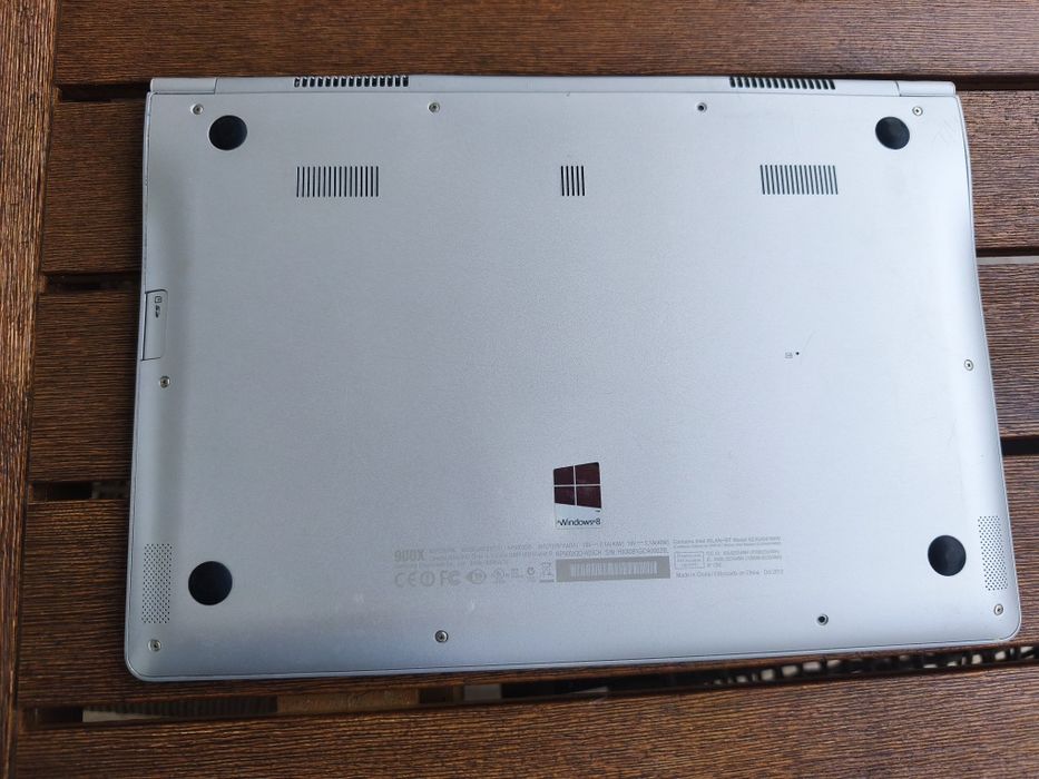 Portátil Samsung Core i5 / 4GB RAM / Windows 10 Pro