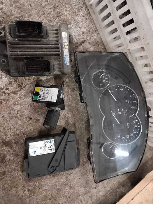 Zestaw startowy opel meriva-a 1.7