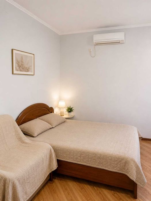 Продаж квартири 33,6м² з подвір'ям  57,4м² клубний будинок від ВЛАСНИКА П.Борщагівка ЄОселя