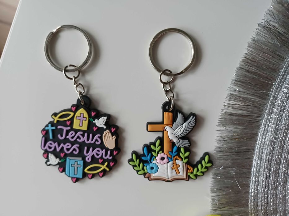 Breloki Jesus loves you