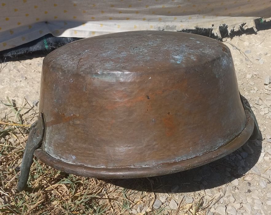 Tacho/alguidar antigo em latão.