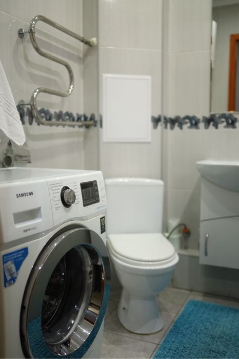 Апартаменти біля Дніпра на митниці