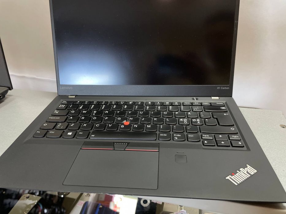 Ноутбук Lenovo ThinkPad X1 Carbon  i5-7300U