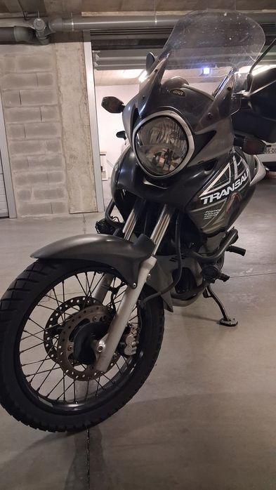 Honda Transalp 700