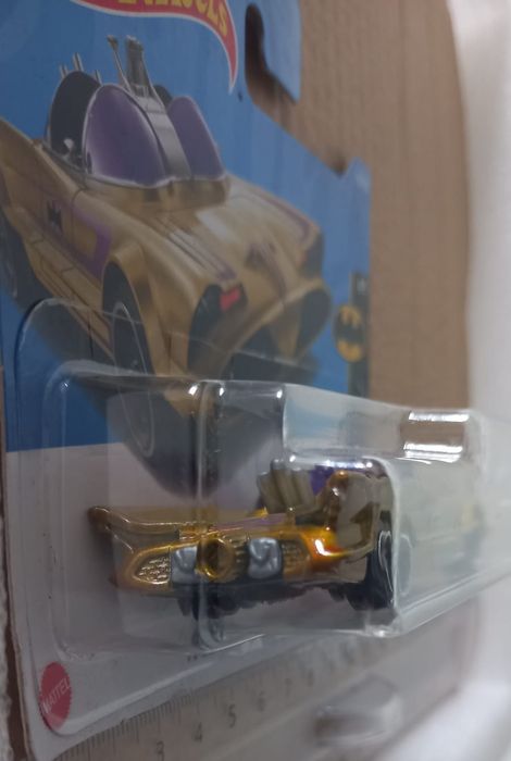 Tv series batmobile hot wheels