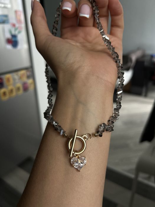 Чокери різні (дуже гарні, з переливом)