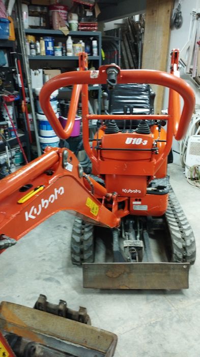 Mini giratória kubota U10 de 2019