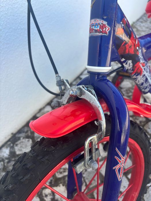 Bicicleta homem aranha roda 16 com rodinhas