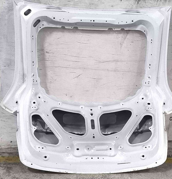 Porta / Tampa da Mala TESLA MODEL Y (5YJY) ano 2022